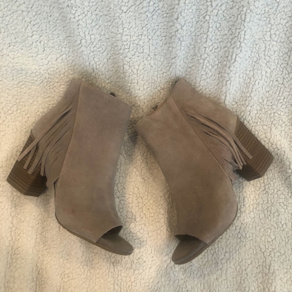 Kenneth Cole Reaction Peep Toe Booties